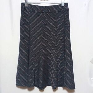 SPRINGSTREET WOMENS SKIRT SIZE 5 IN A BEAUTIFUL GRAY STRIPE